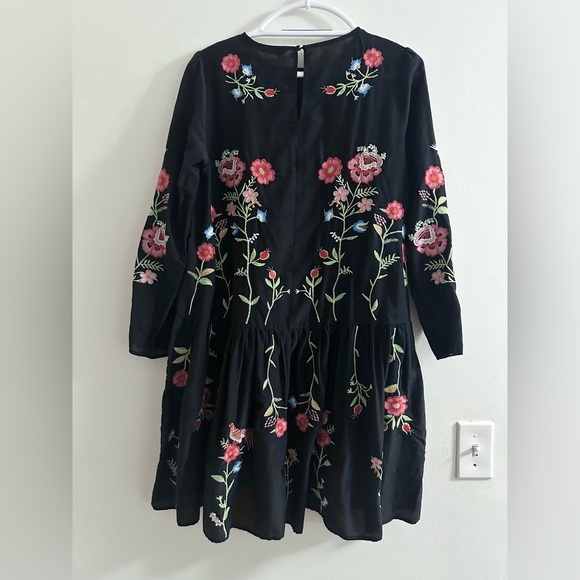 Zara Dresses & Skirts - Zara Long Sleeve Embroidered Floral Mini Dress size S Black/ Multi